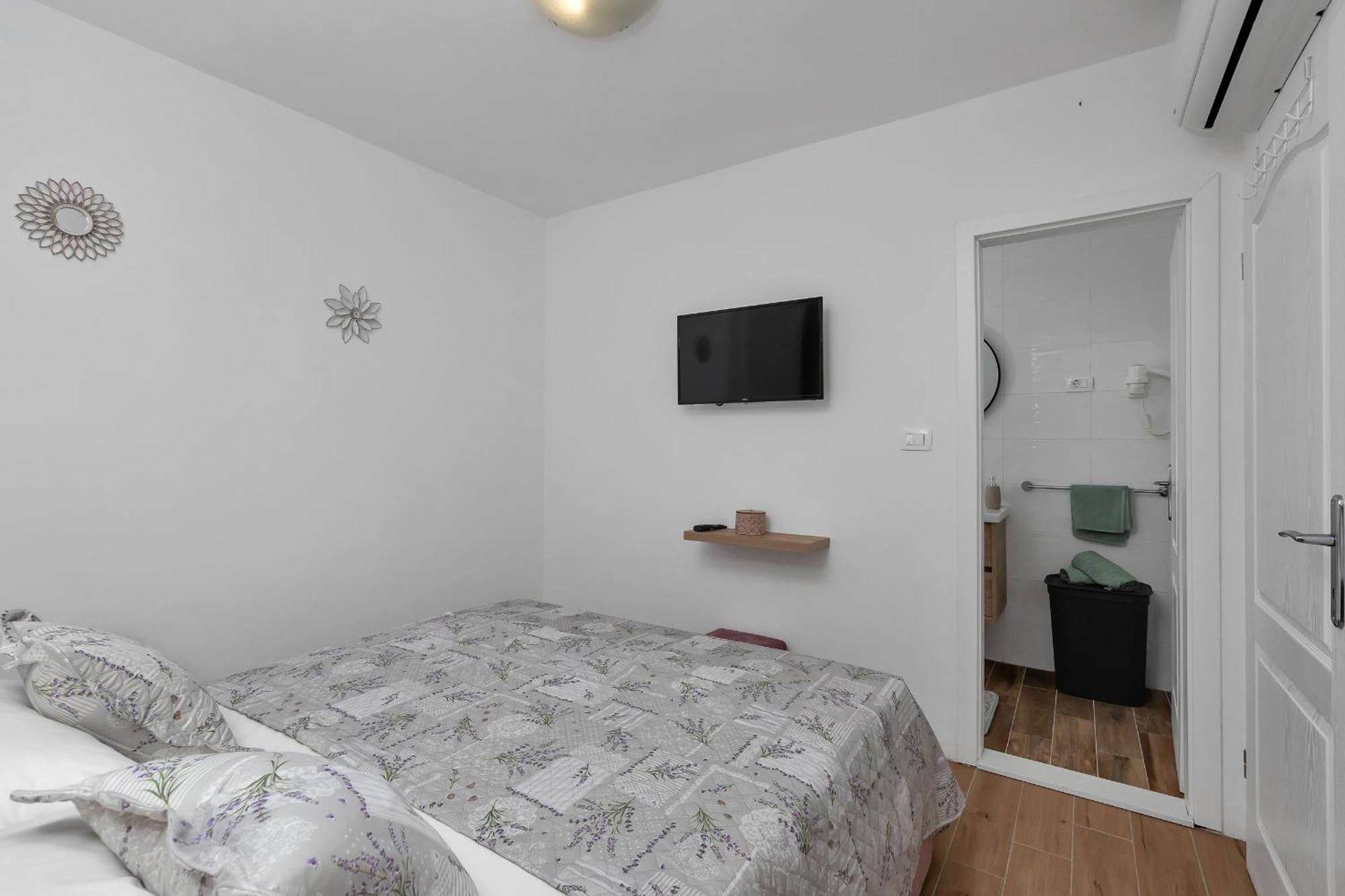 Holiday Home Danica Ozici Екстериор снимка